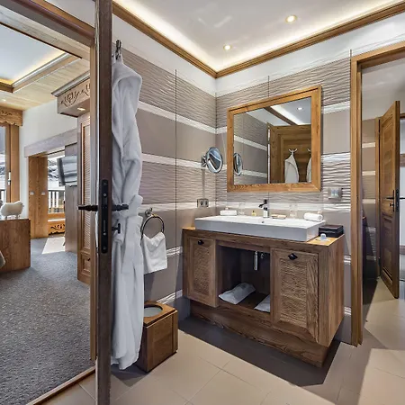 Hotel Annapurna Courchevel